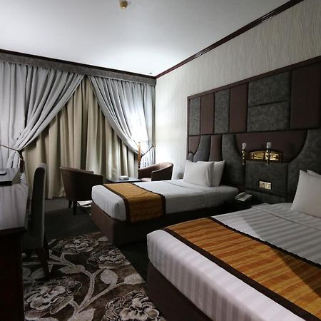 Grand Mayfair Hotel Dubaj Exteriér fotografie