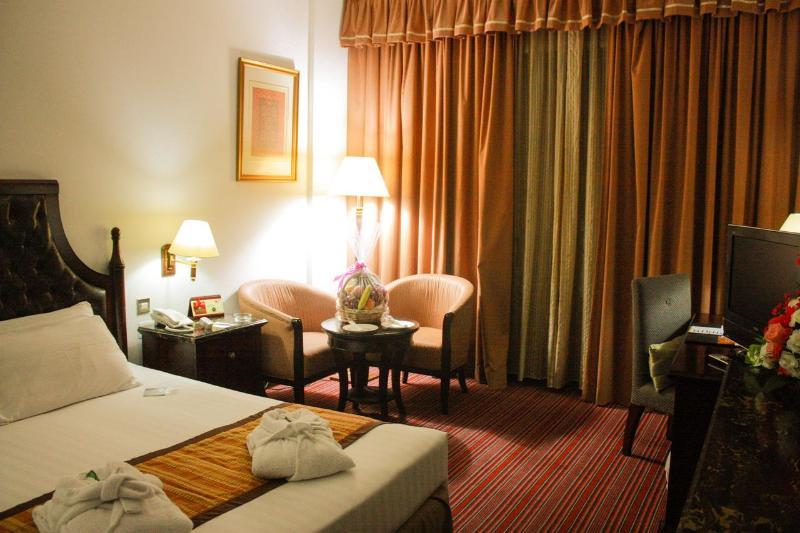 Grand Mayfair Hotel Dubaj Exteriér fotografie